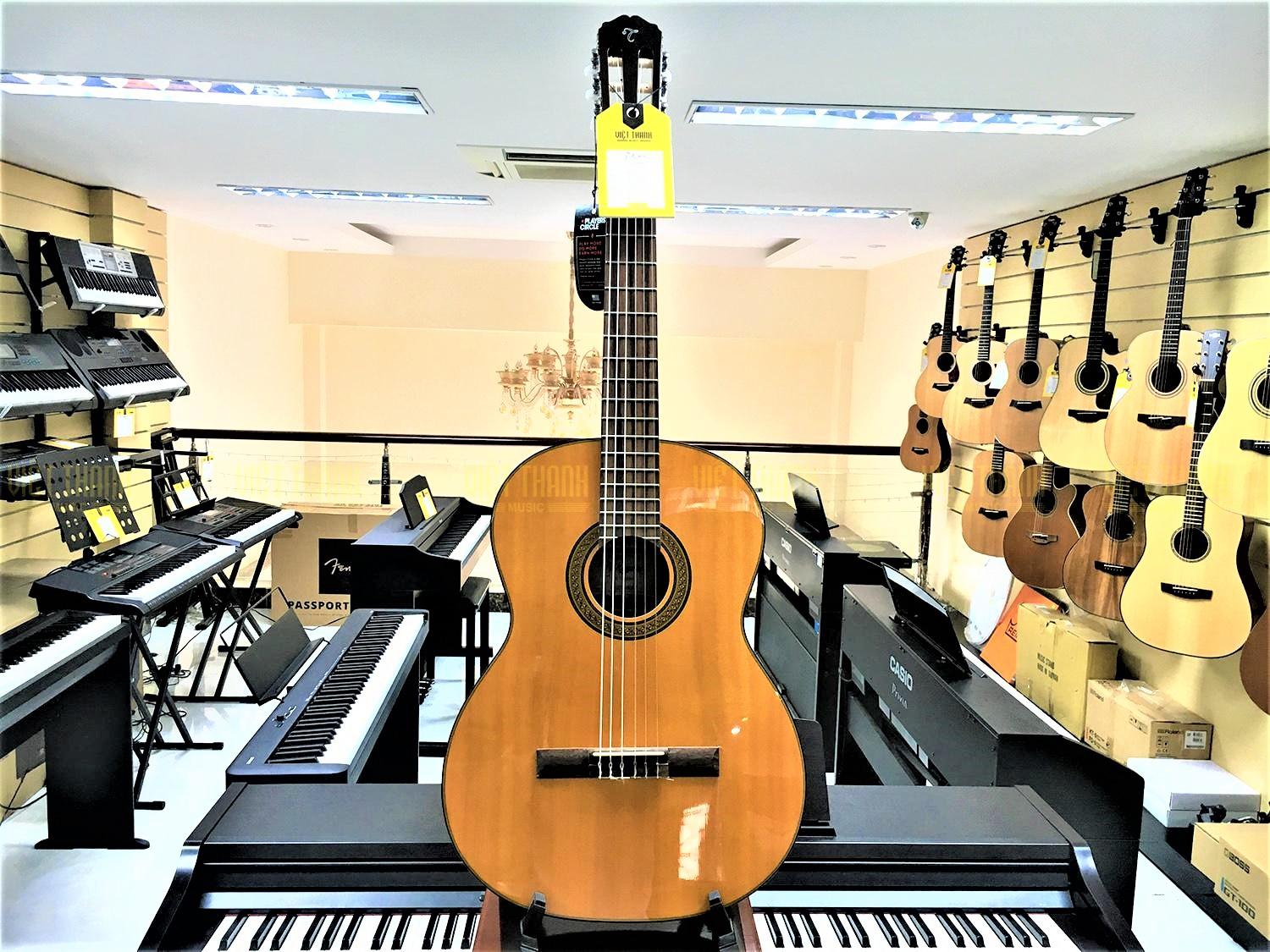 Đàn guitar Takamine GC3 NAT