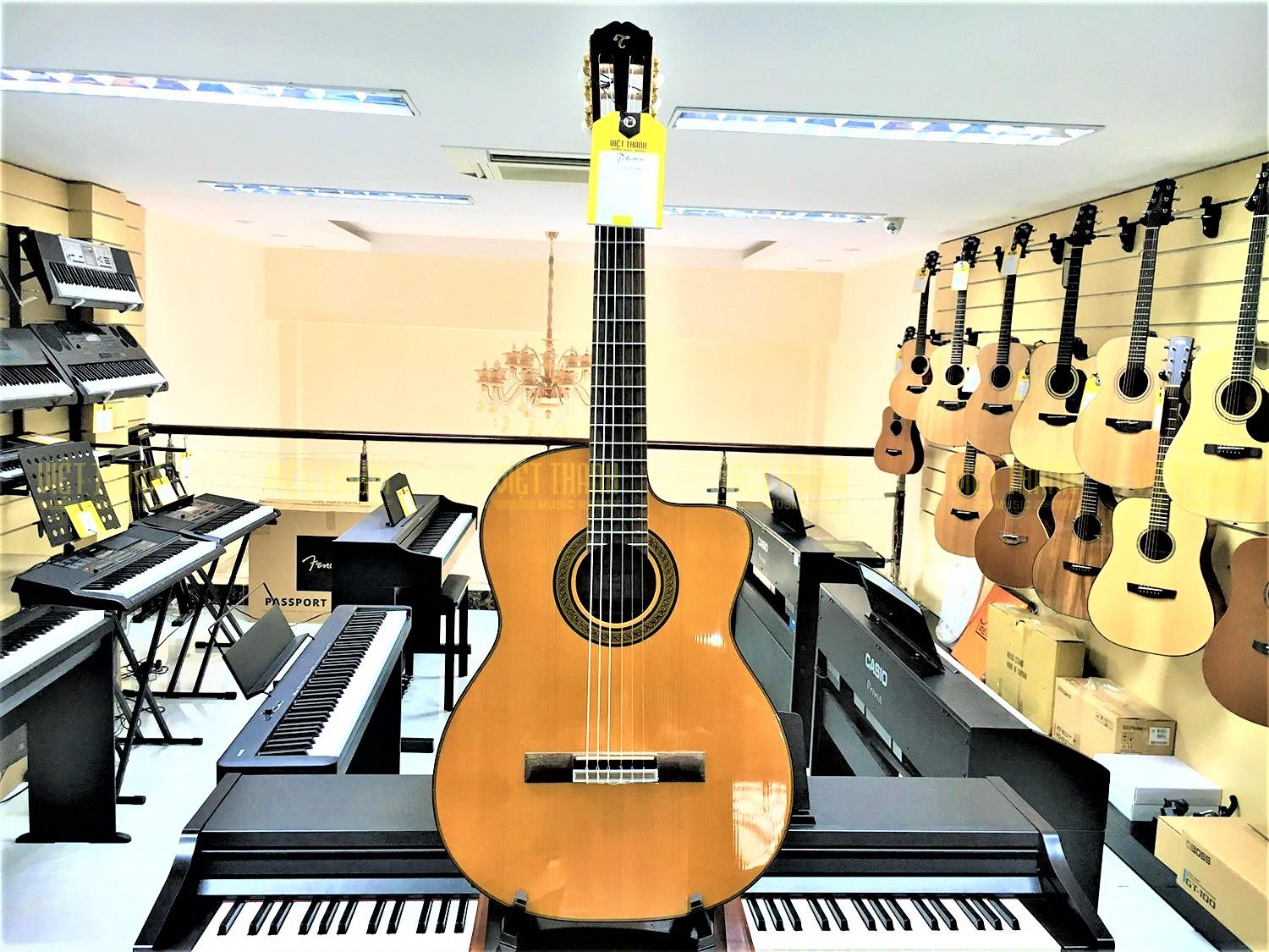 Đàn guitar Takamine GC5CE NAT