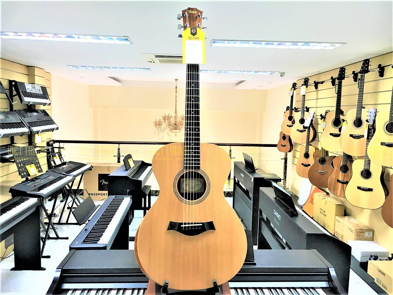 Đàn guitar Academy A12