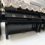 Yamaha U30A