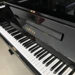YAMAHA U3A