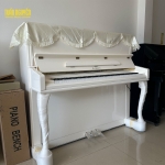 dan piano knabe wmv 132fd mau trang 1
